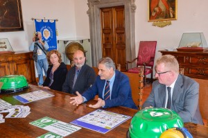 Un momento della conferenza stampa con il Magnifico Rettore dell'Universita' di Pisa, Prof. Mssimo AUGELLO