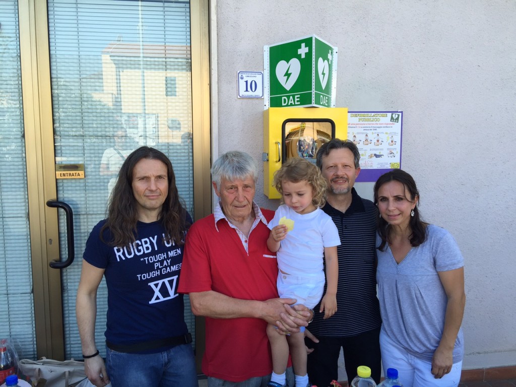 LA Famiglia Bellucci al momento della donazione