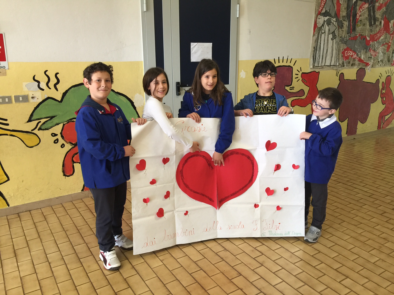 Il bel dono che ci hanno fatto con le loro mani i bambini